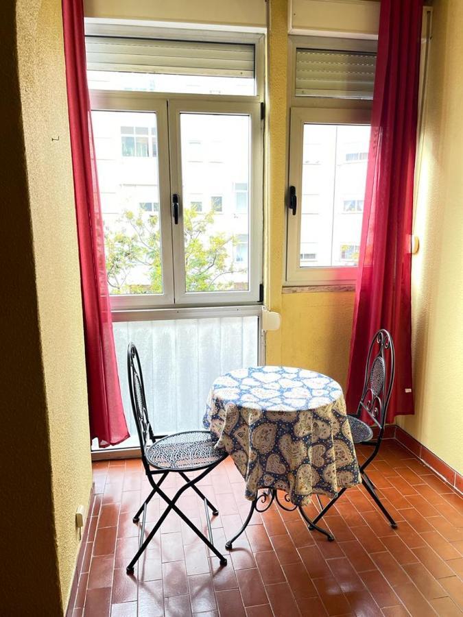 Estudio A 3 Min A Pe Da Praia De Oeiras Paço de Arcos Dış mekan fotoğraf